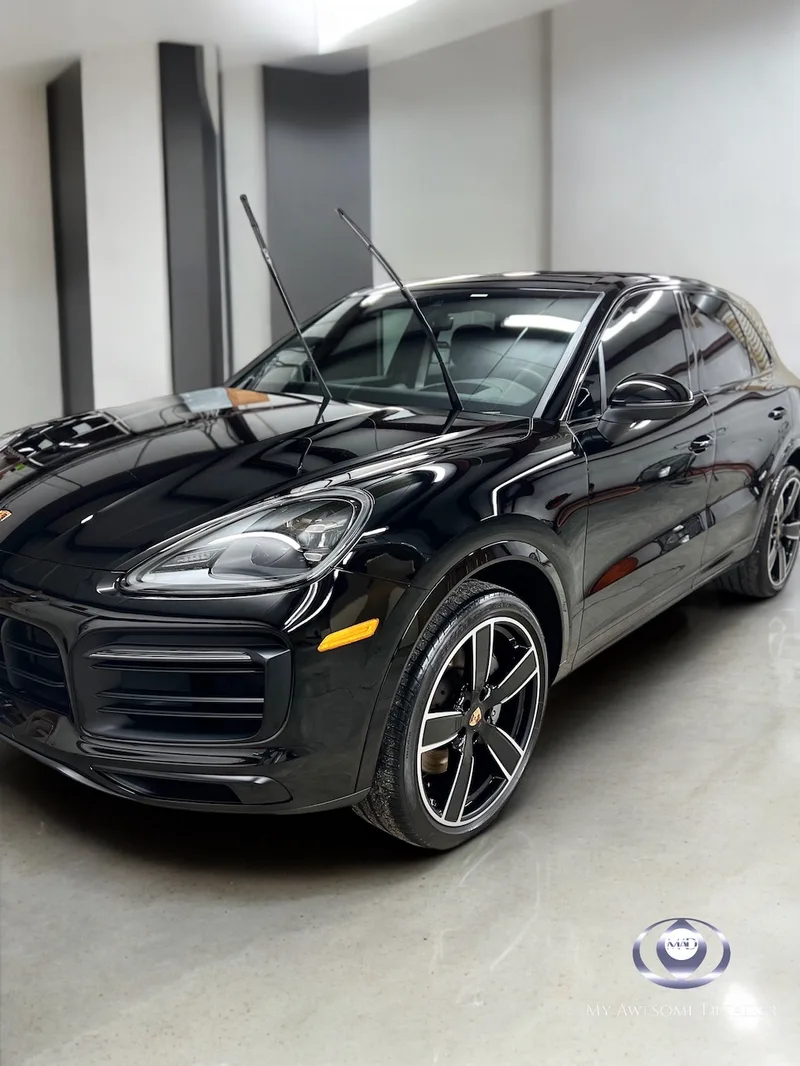 Black Porsche Cayenne PPF
